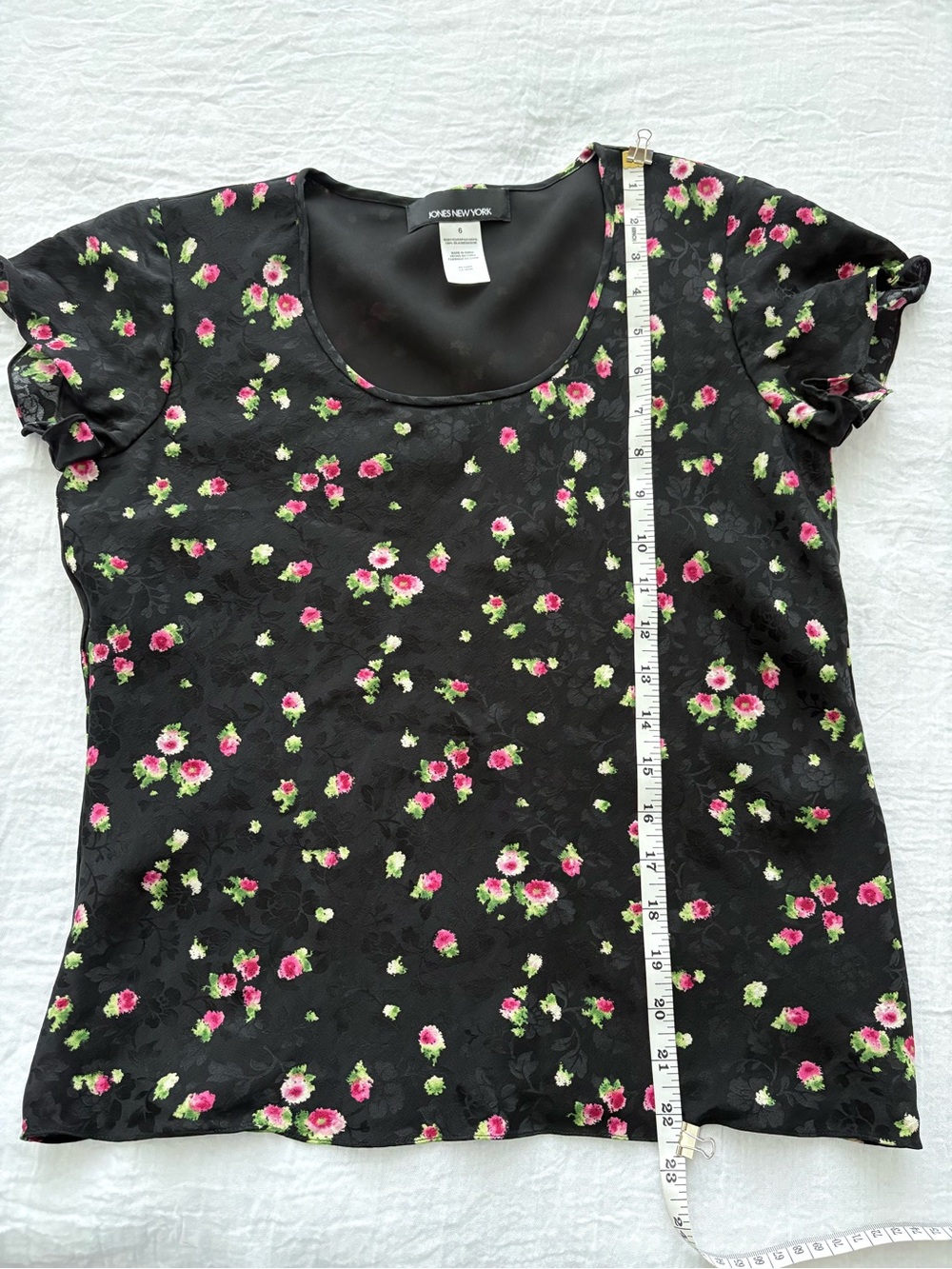 Jones New York 100% Silk Black Floral Scoop Neck Blouse Size 6 - Picture 8 of 13